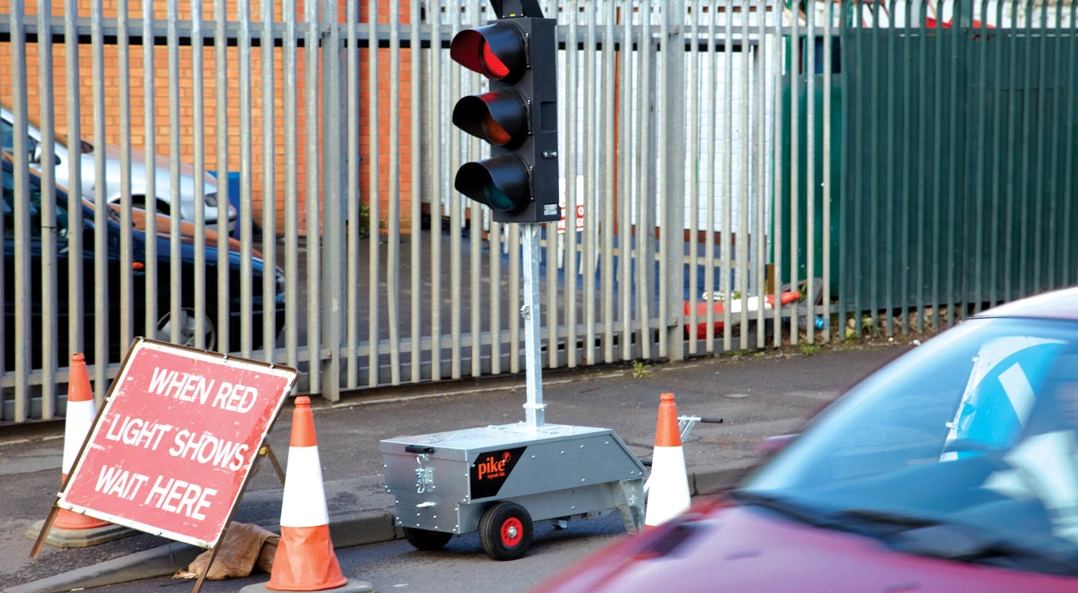 Battery Traffic Light Unit 3Way GAP Group