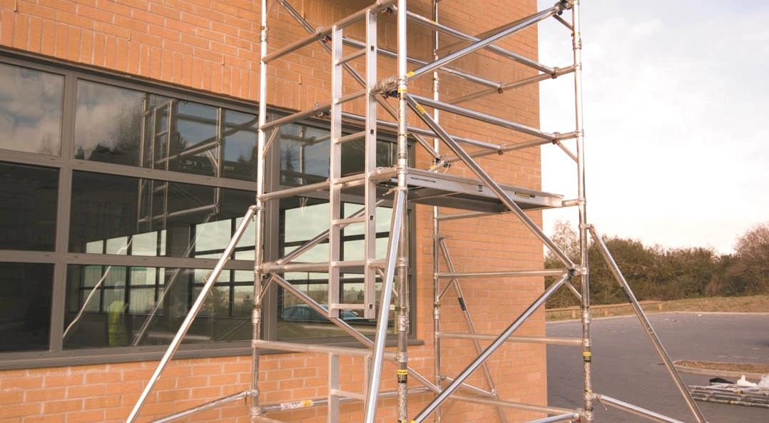 Alloy Standard Tower 2.2m(P/H)x 1.8m x1450 GAP Group