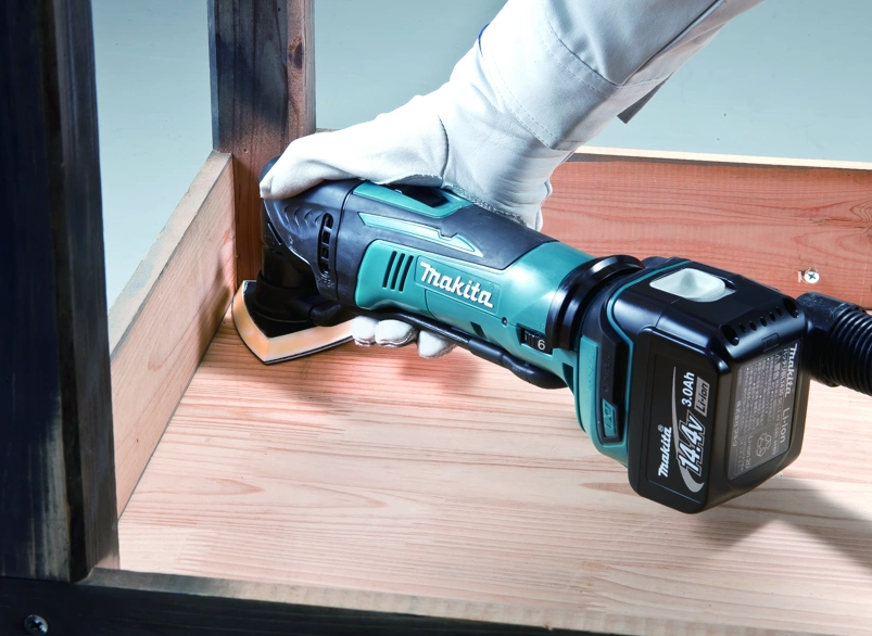 Cordless Multi Tool - Makita DTM50Z