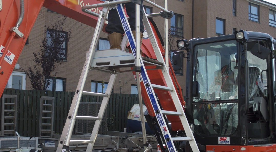 Telescopic Platform Ladder Stepladder Sherpascopic 79 GAP Group